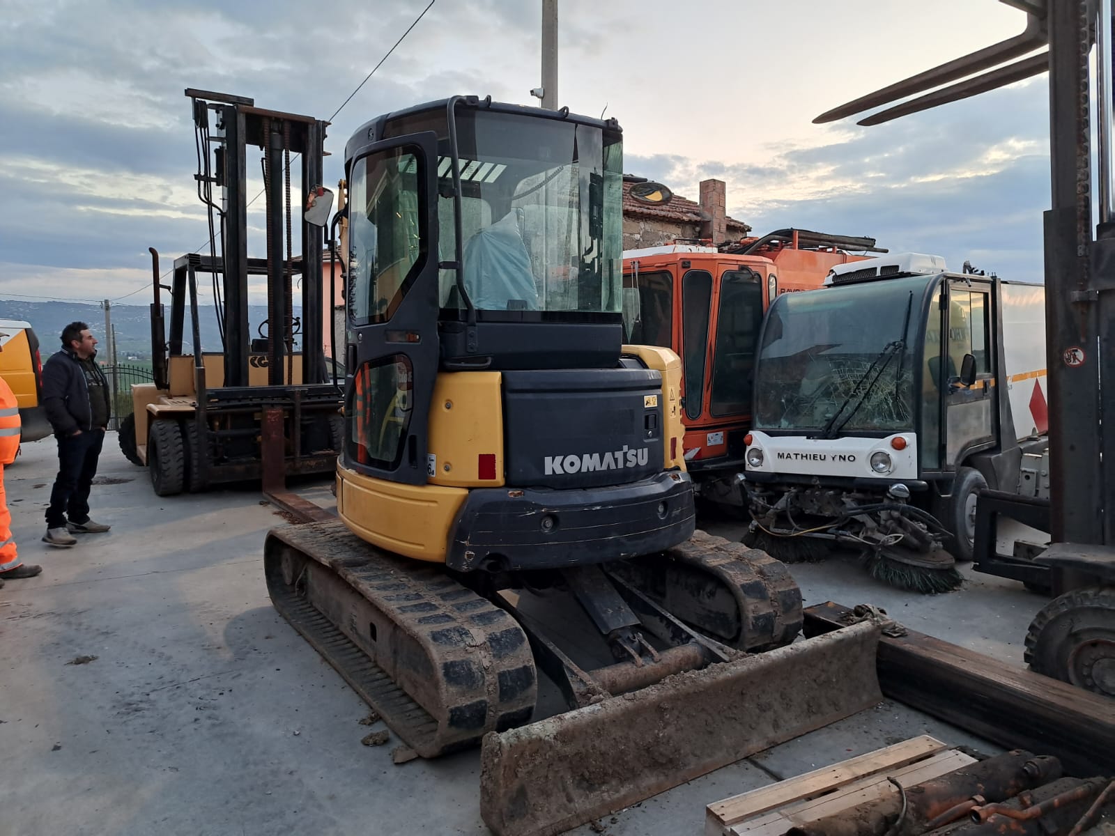 Escavatore 50 q.li